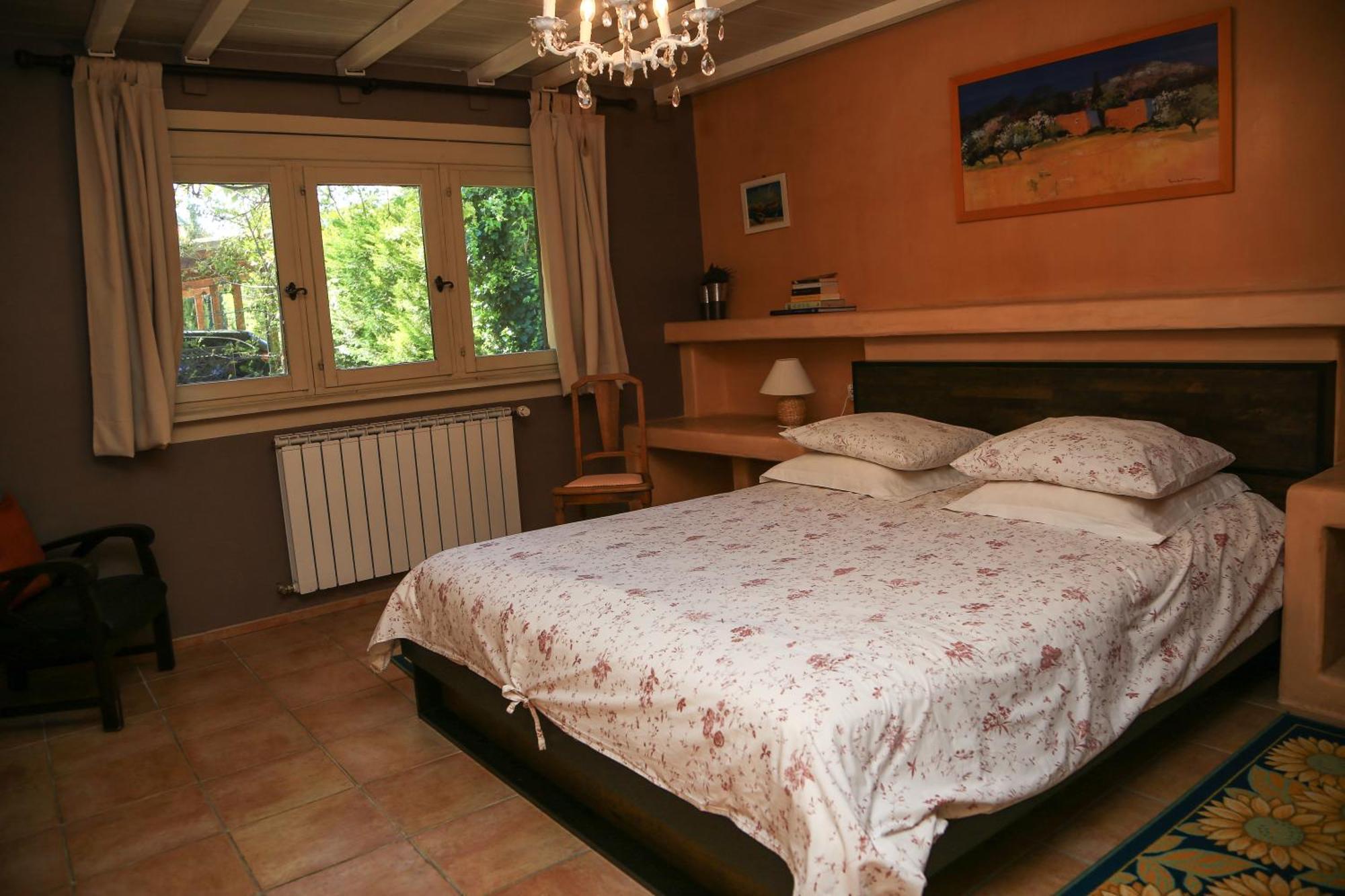 Mas La Provence Bed & Breakfast LʼIsle-sur-la-Sorgue Стая снимка